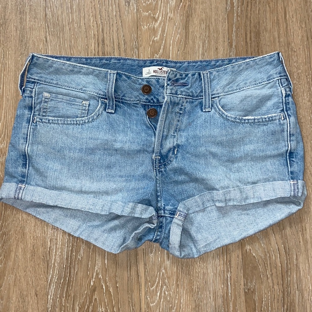 Hollister Women's Light Blue Denim Shorts 26W